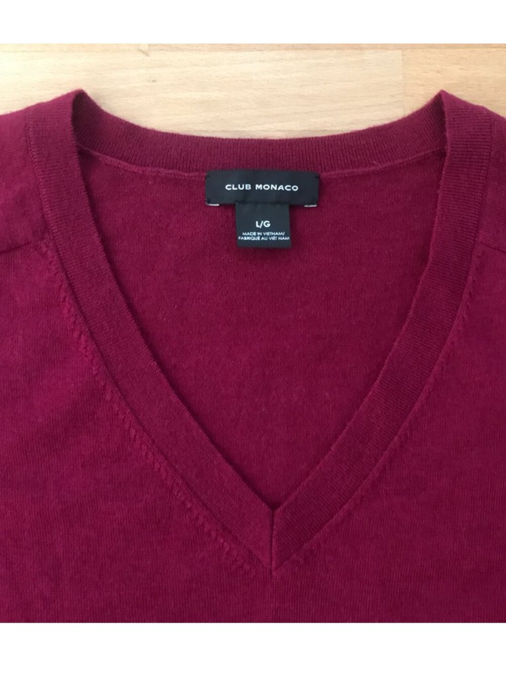 Club Monaco Zaydie V-neck Wool Sweater in Wine Size L - Picture 5 of 10